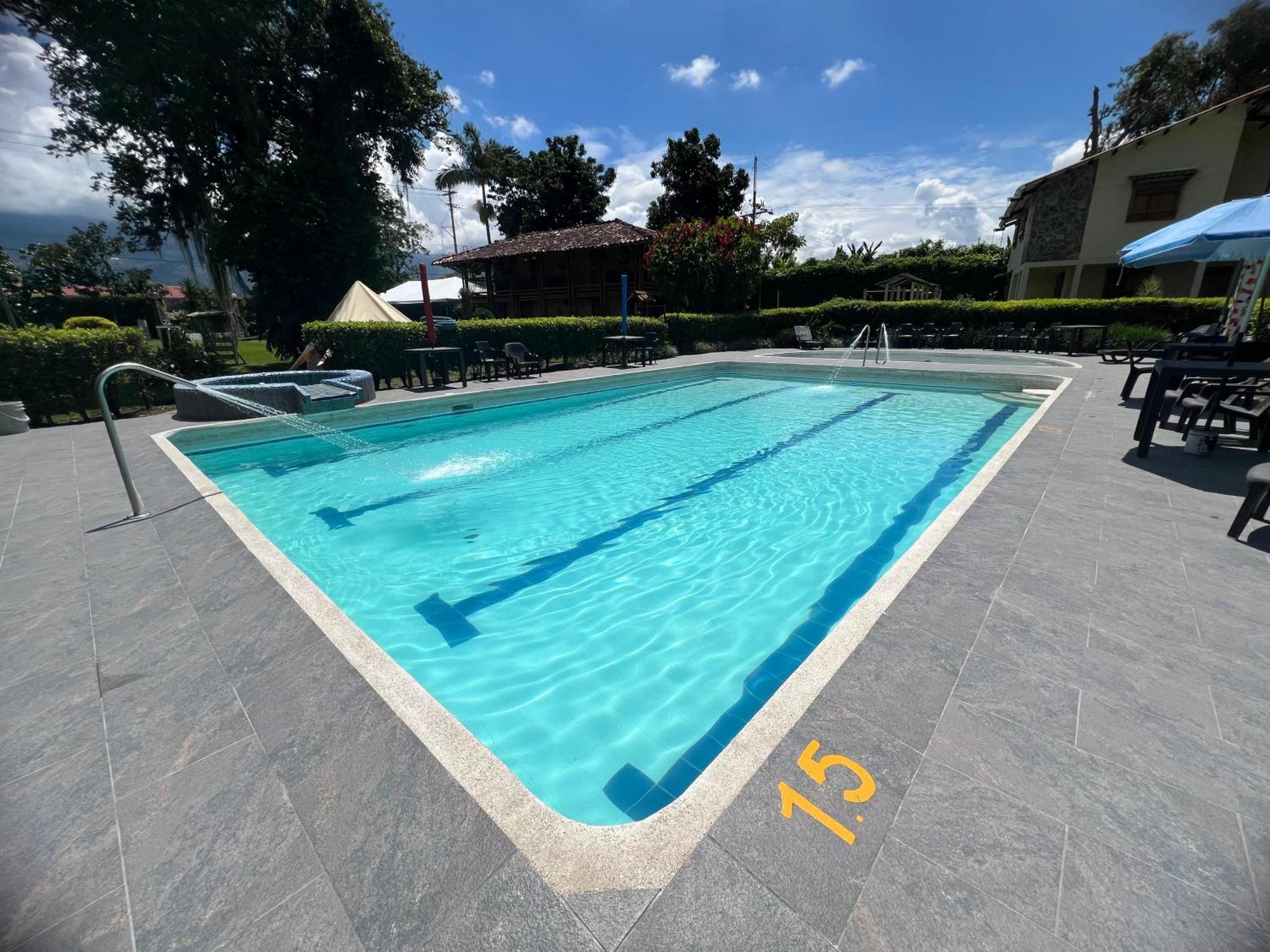 Villa Alejandra Del Quindio Calarcá Exterior foto